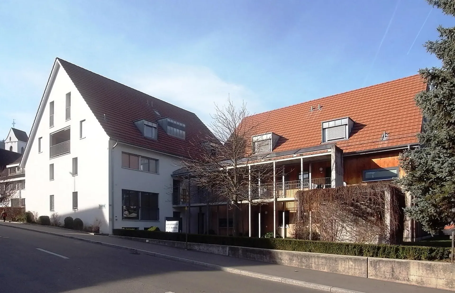 Bright commercial / practice space 78 m² in prime location in Pfeffingen