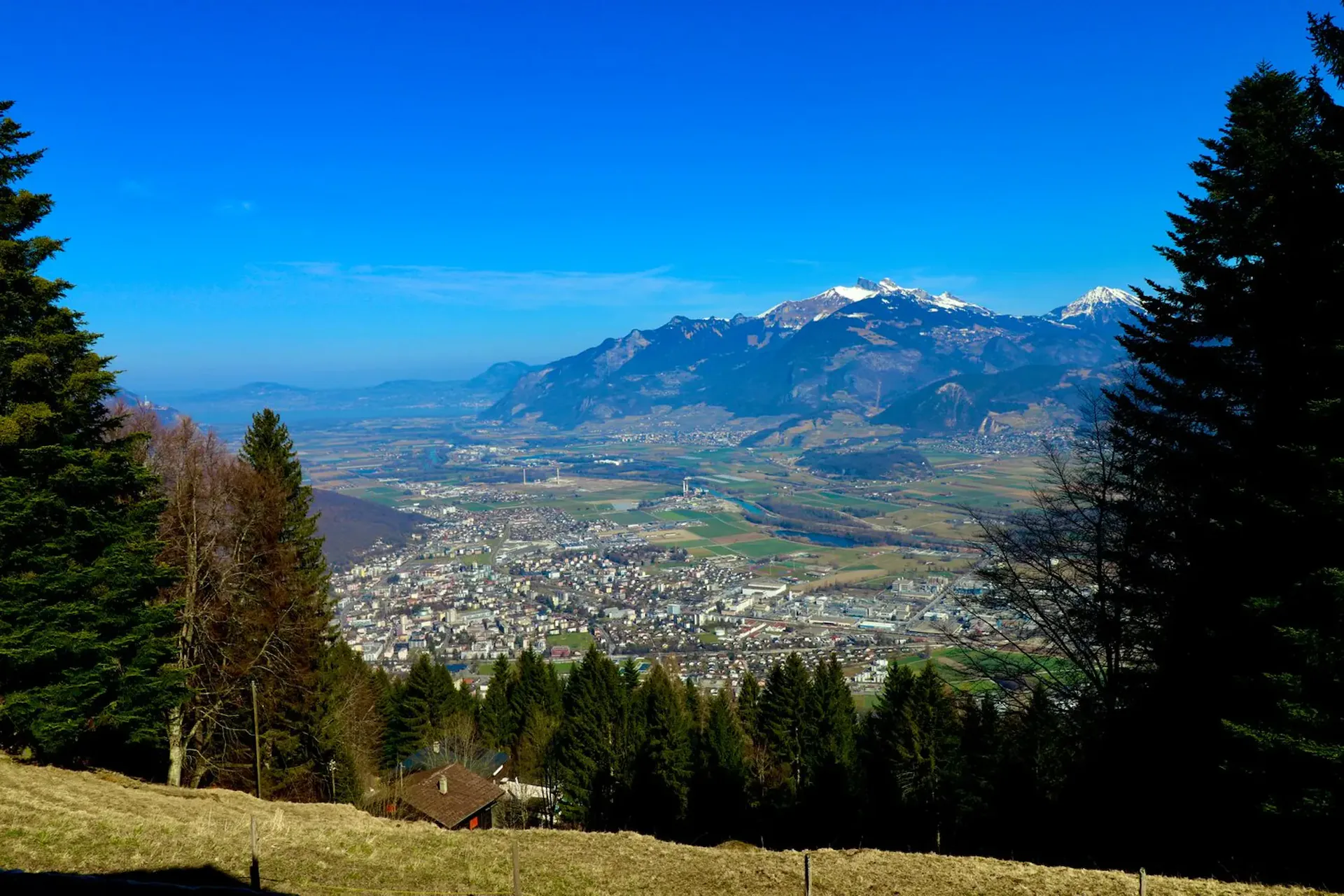 Les Giettes - Building Plot - Breathtaking View of Lake Geneva and the City