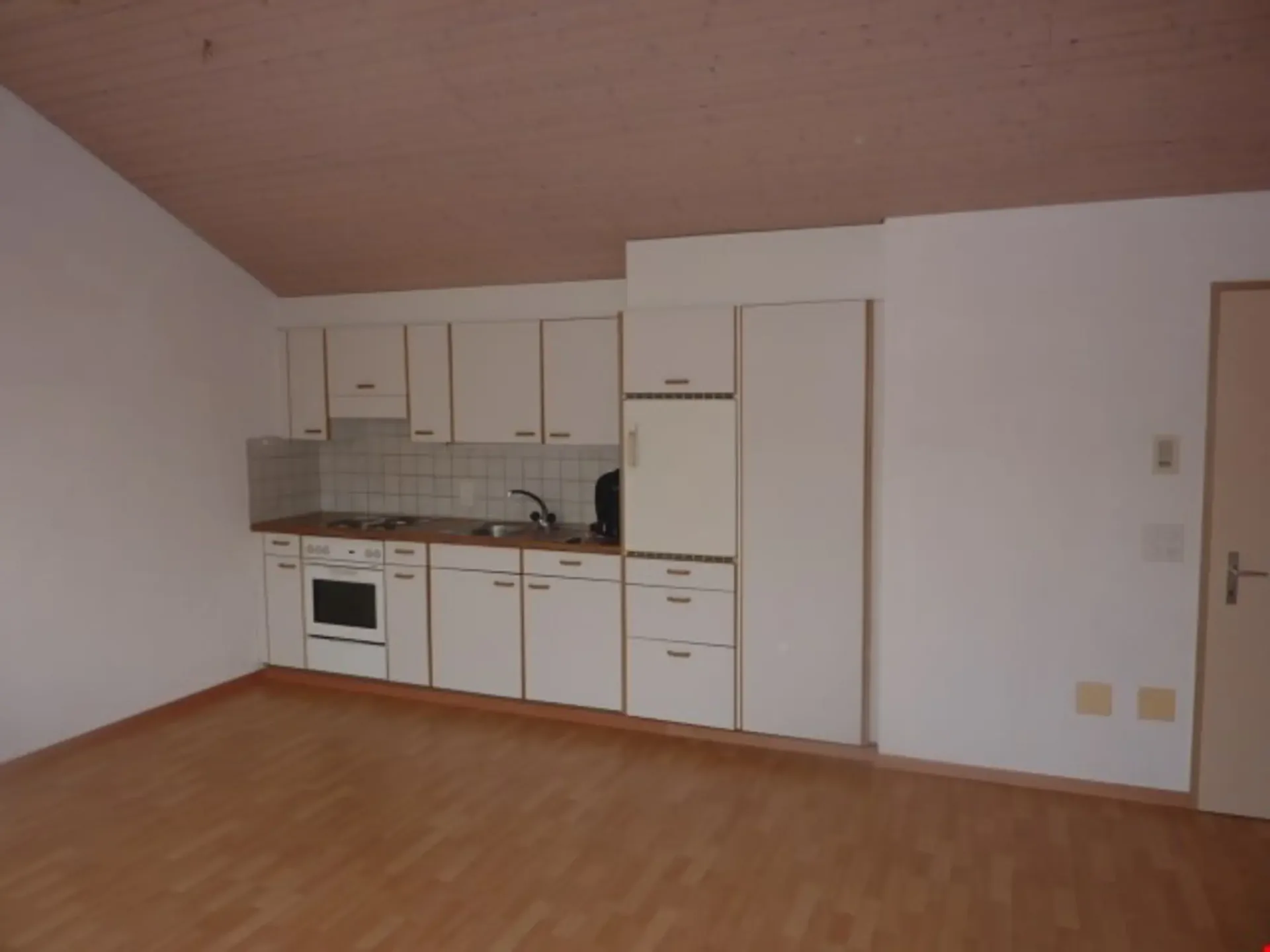 TOP-GELEGENHEIT: Schöne 1.5 Zimmer-Wohnung per SOFORT!