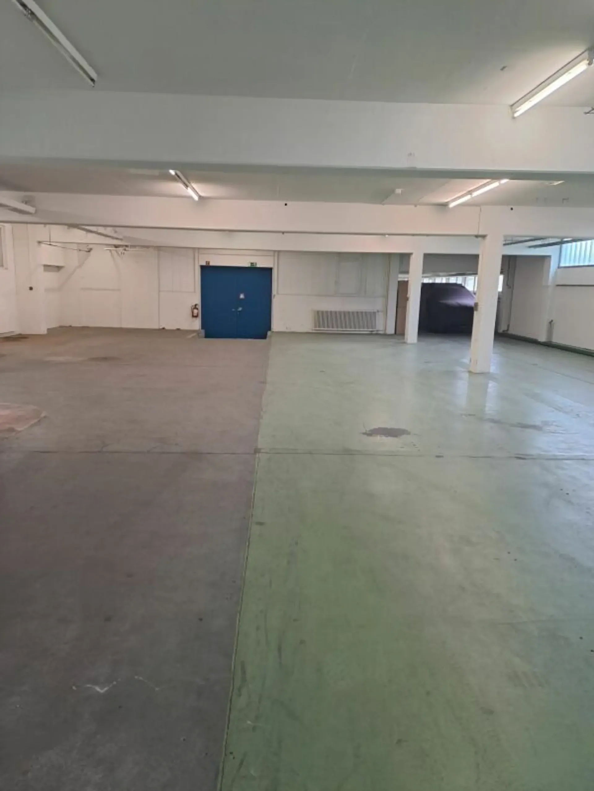 Large storage space (413 m²) in the west of St. Gallen