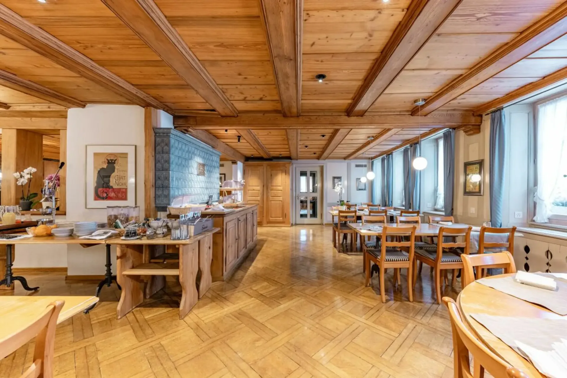 Seelandhotel Weisses Kreuz in the Thriving Town of Lyss