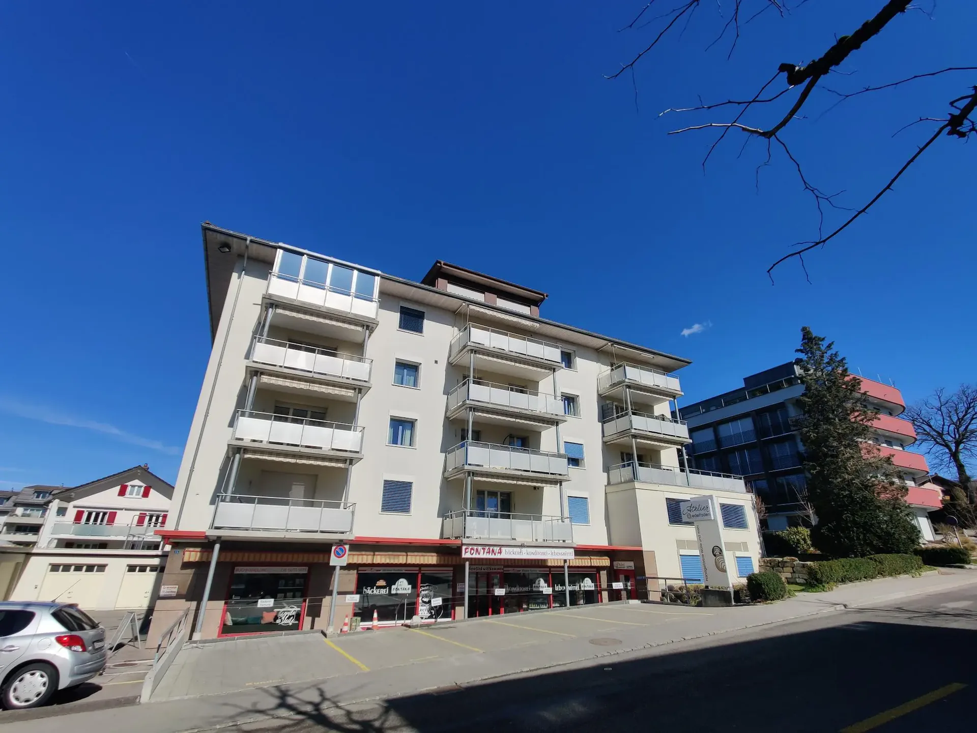 Aussenparkplatz in Düdingen