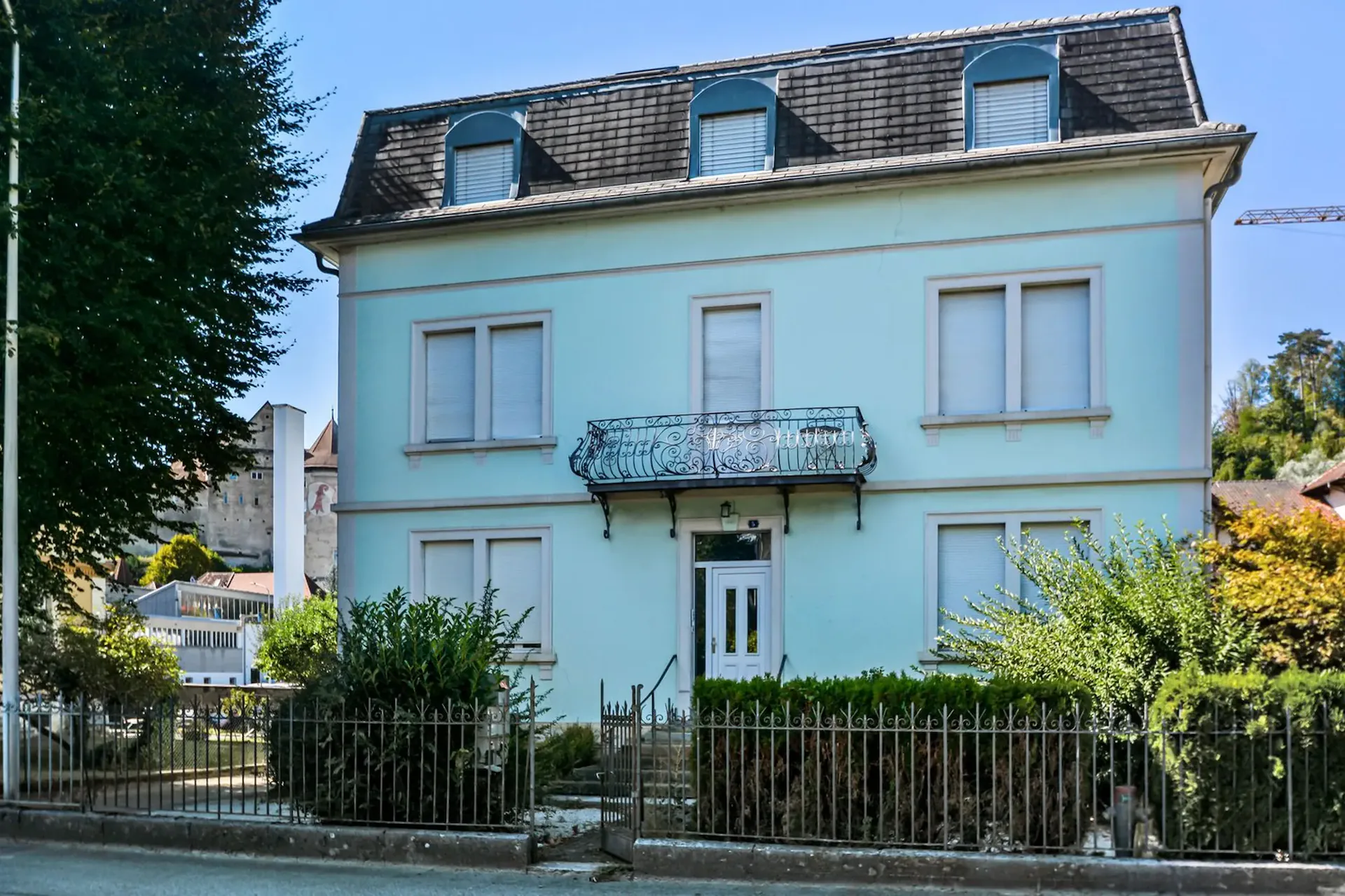 Mietshaus mit 5 Wohnungen in Porrentruy