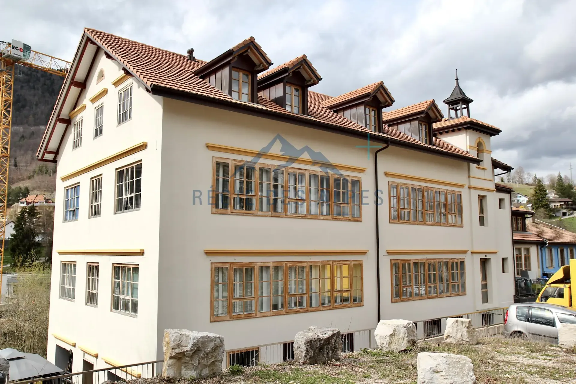 Investitionschance: Charmantes modernes Studio direkt am Flussufer in Vallorbe (Los 2)