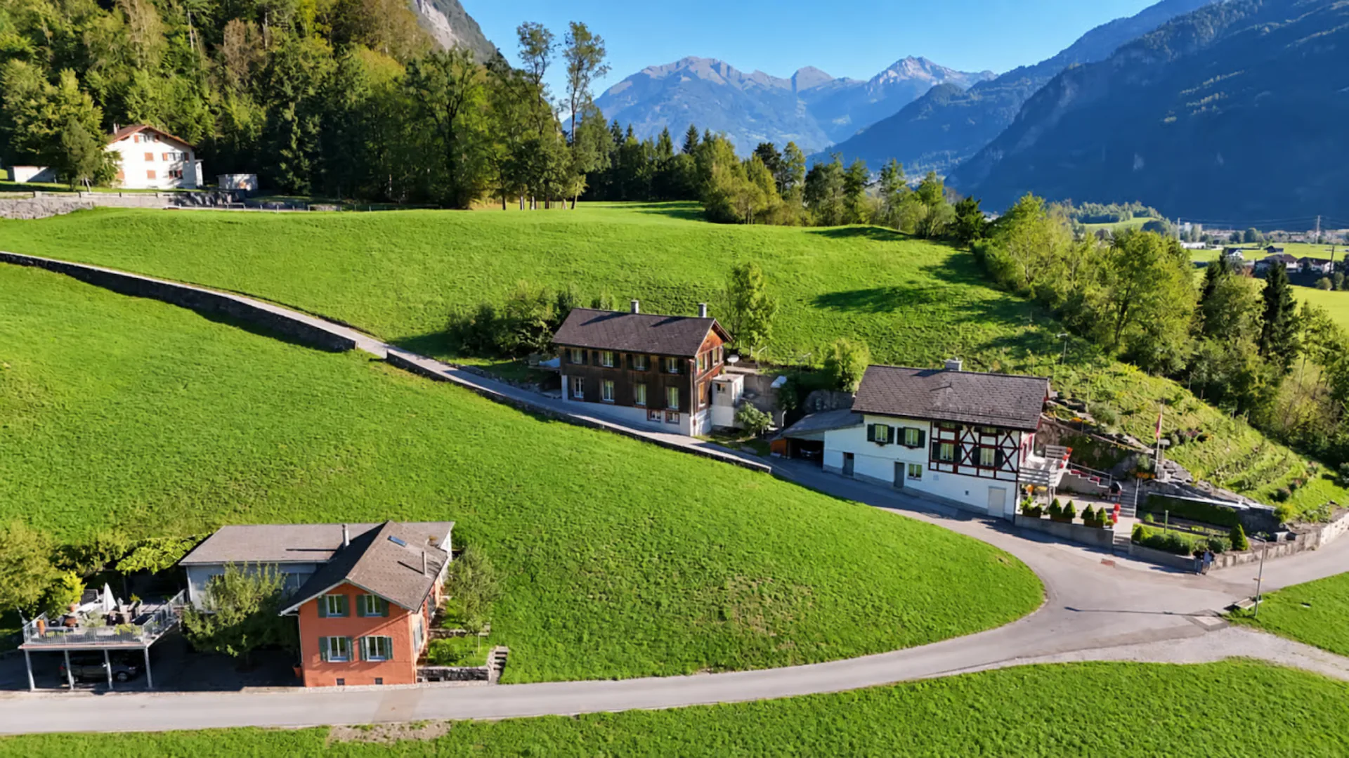 Terrain à bâtir dans le quartier de Riedern dans la commune de Glarus