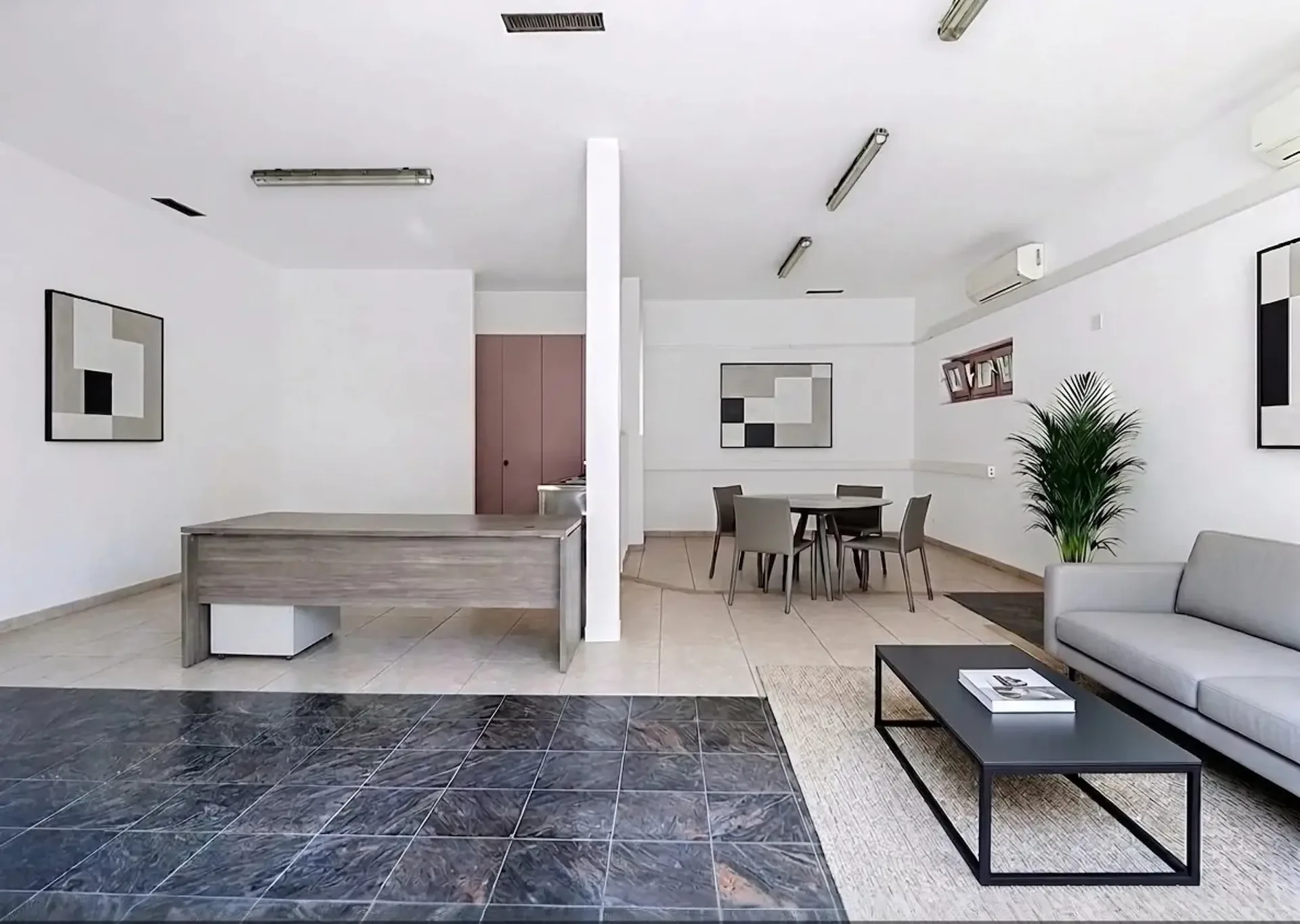 Riddes | Pleasant area in the heart of the village with gable to the street