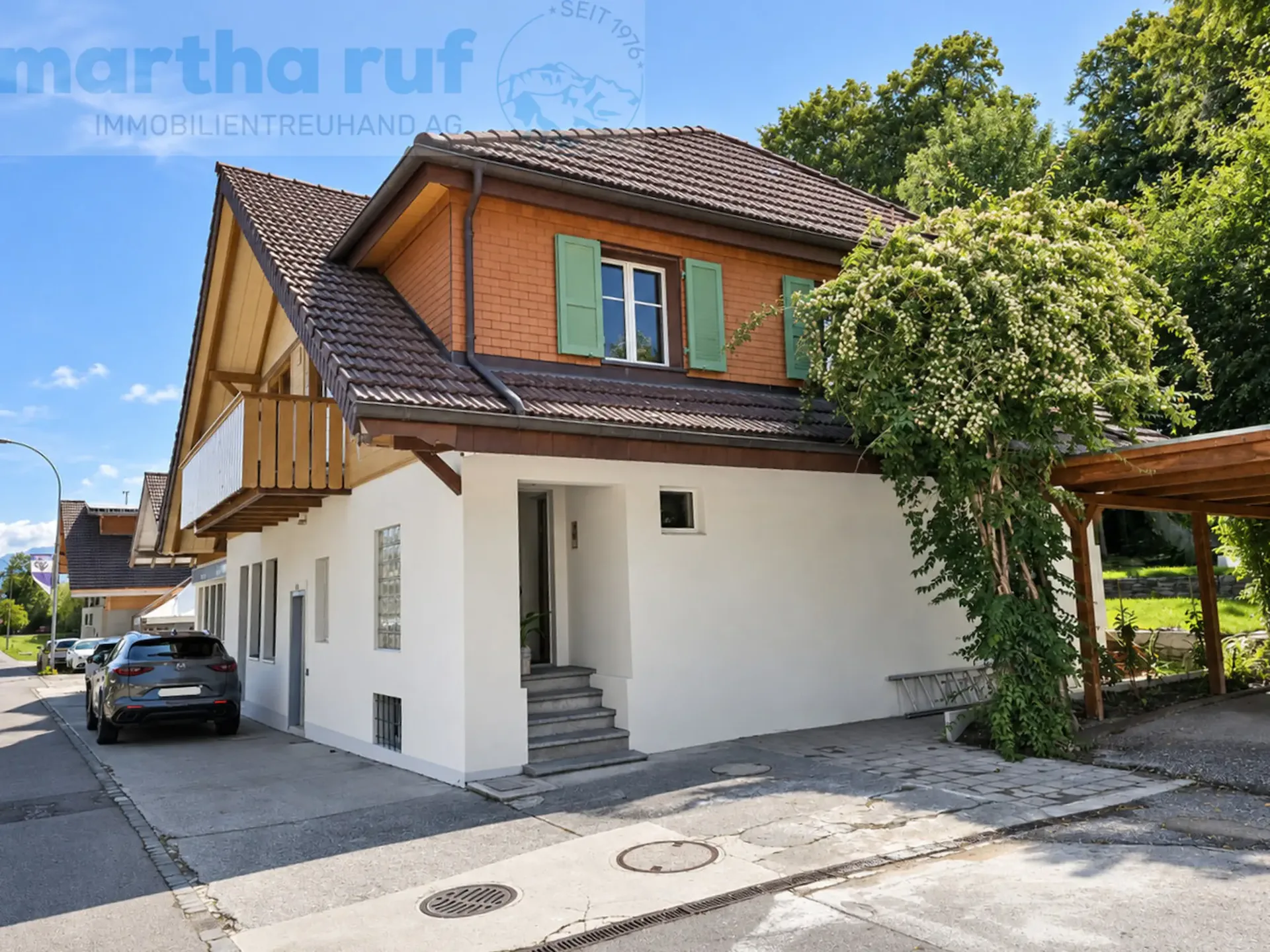 Modern 5-room apartment on the 1st floor with a lot of living comfort