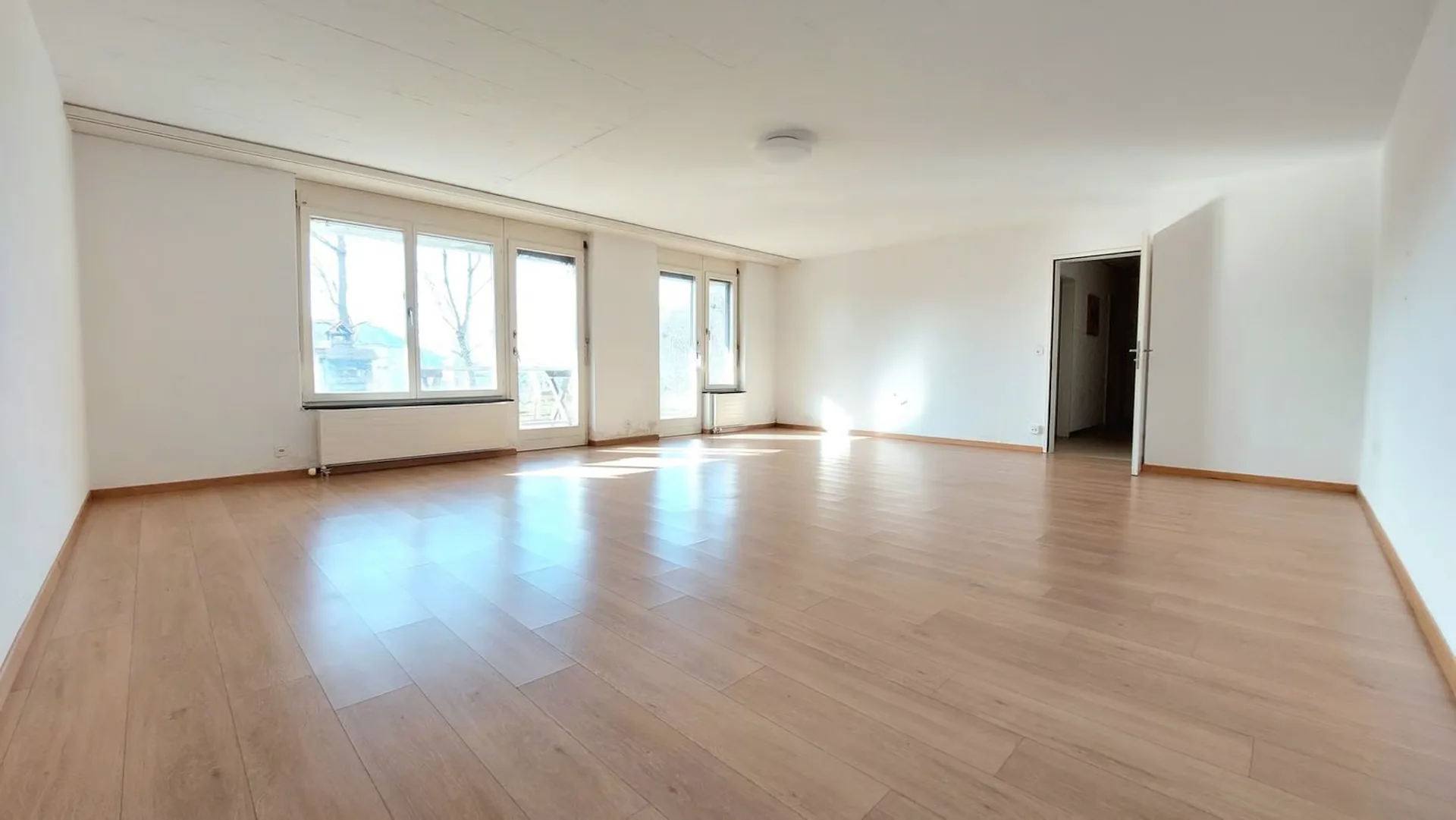Grosser beheizter Bastelraum à 40 m² mit sep. WC