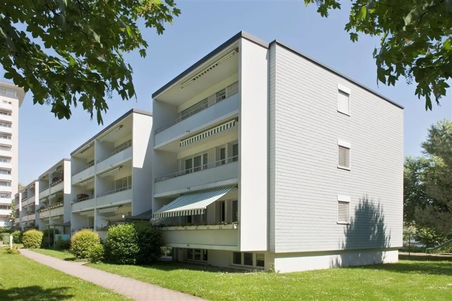 We offer storage space!