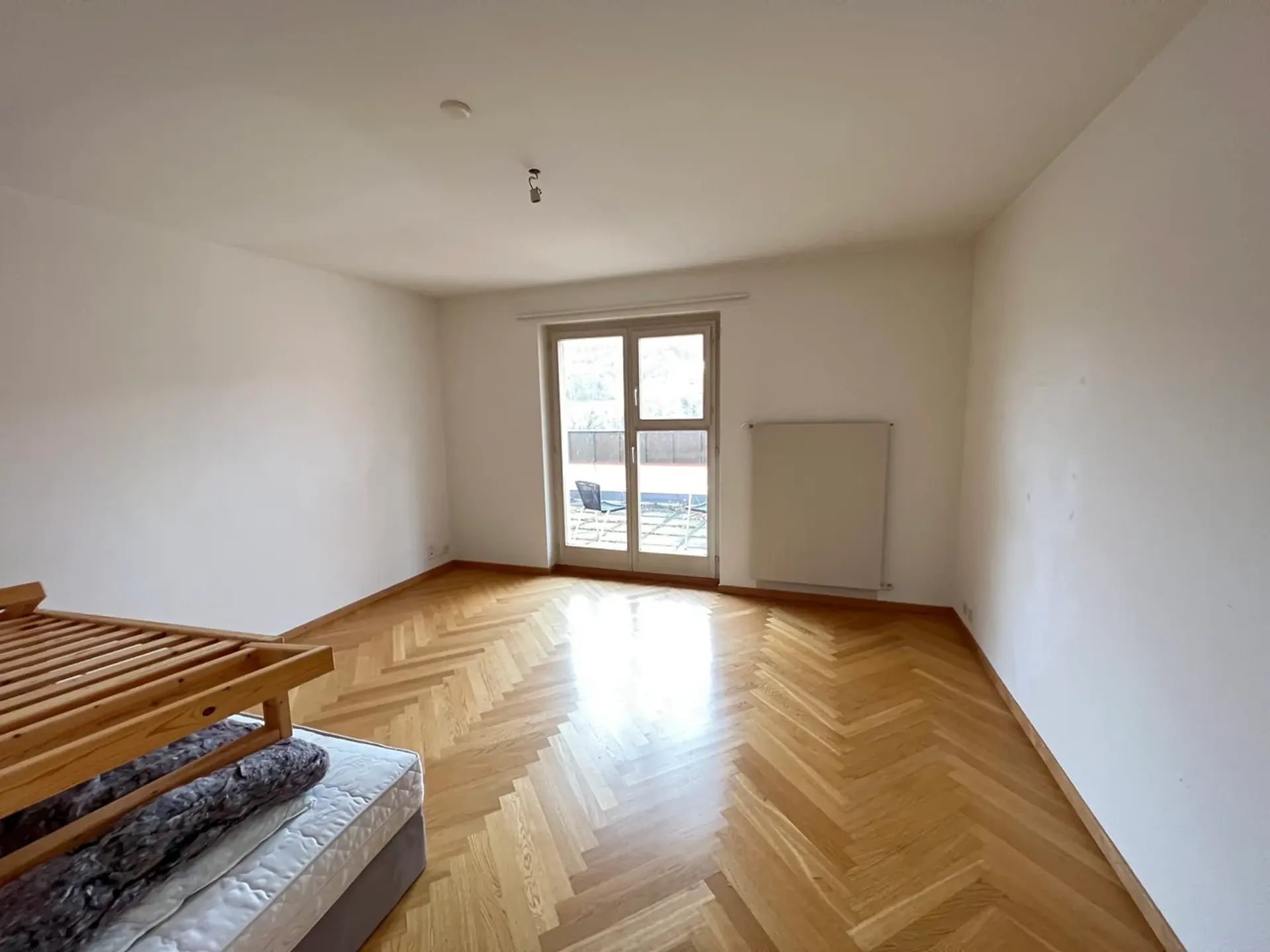 Practical studios for office or weekly stays