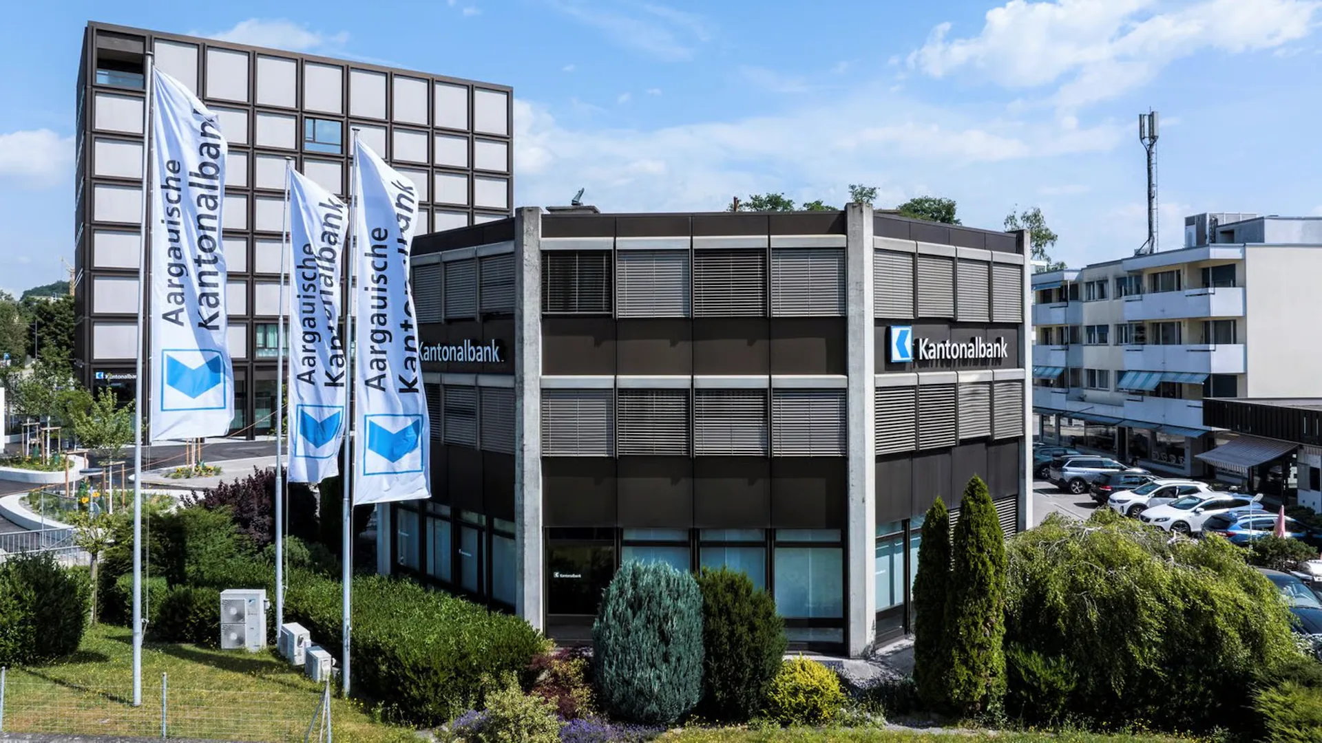 Interessante Gewerbe- und Büroflächen!